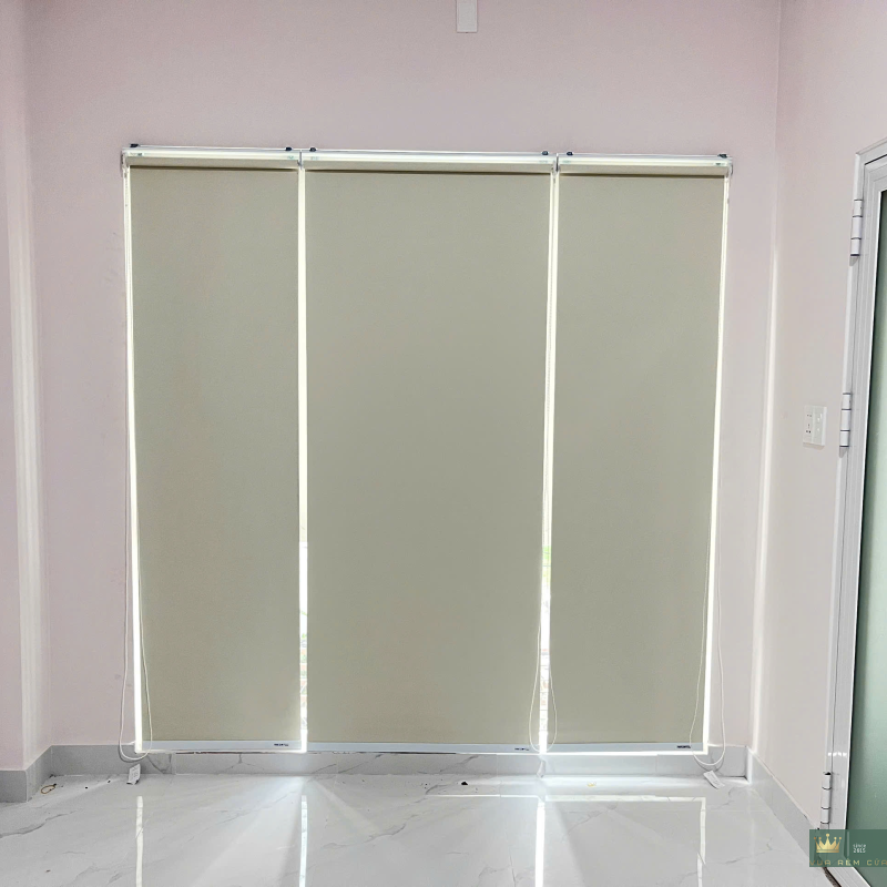 Rèm sáo cuốn - 04